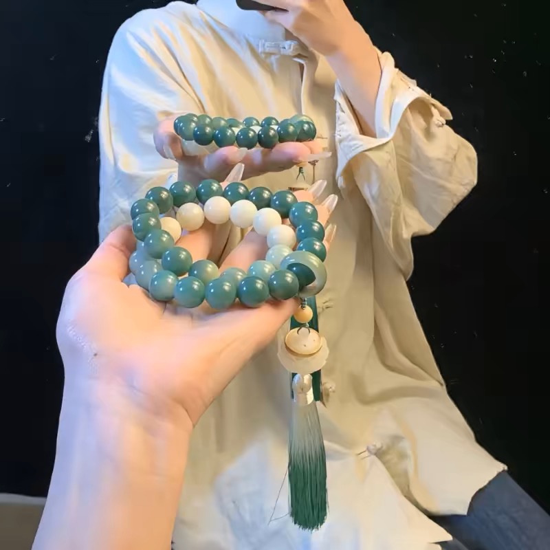 [青城过香]渐变绿菩提根手持圆珠夜光莲花香囊（送盘玩袋香丸）
