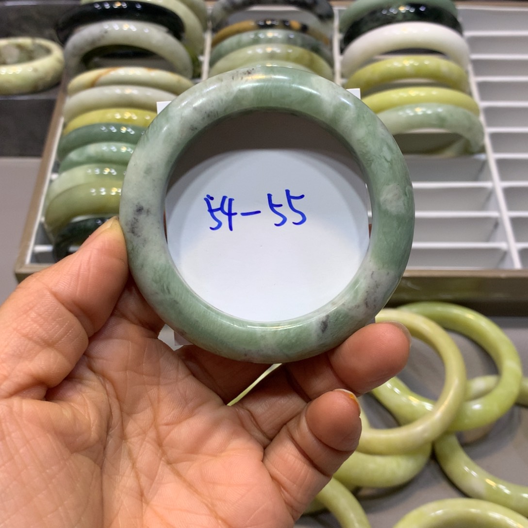 岫玉手镯未镶嵌手镯113