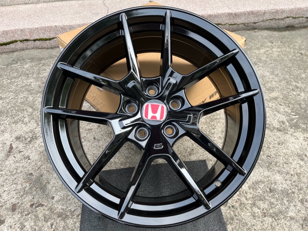 思域TYPER同款轮毂本田思域轮毂，17.18寸。