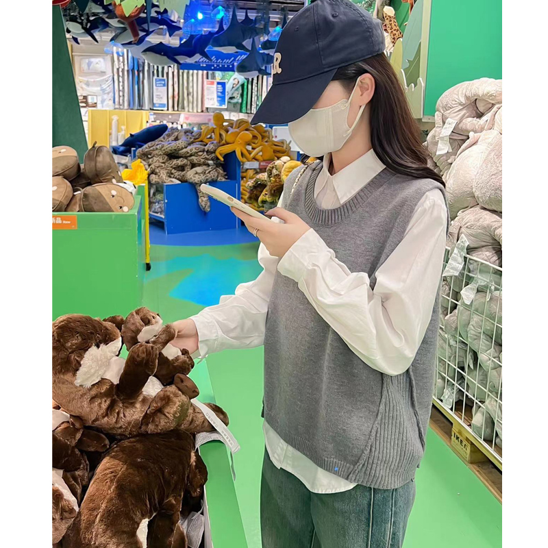 【衣朵设计】早秋复古港味圆领针织毛衣马甲女韩版宽松百搭马夹背心