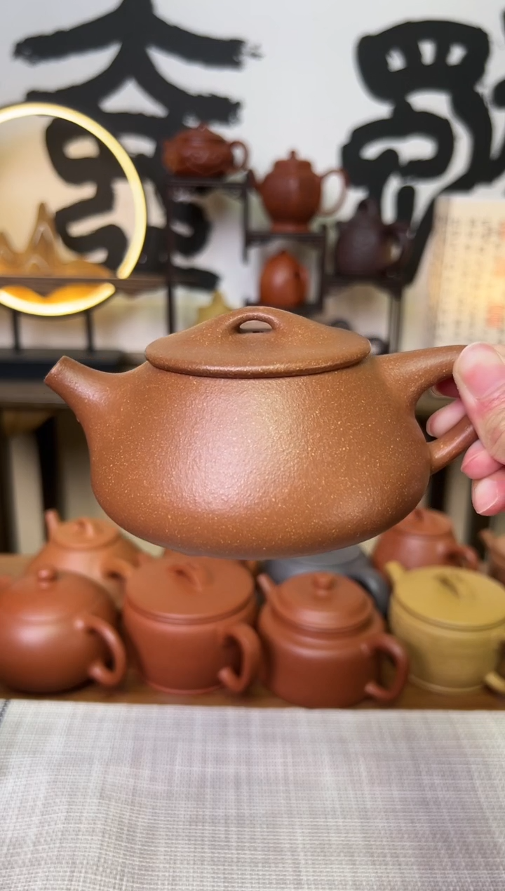 【闪购商品】段泥茶壶原矿景州石瓢黄降坡270cc