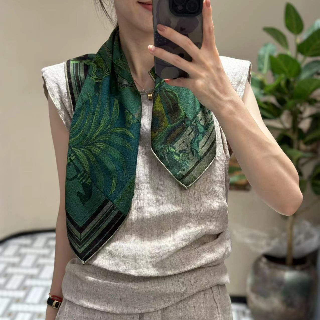 丝毛双面印染酋长印第安60方巾手工卷边披肩空调毯百搭时尚B116