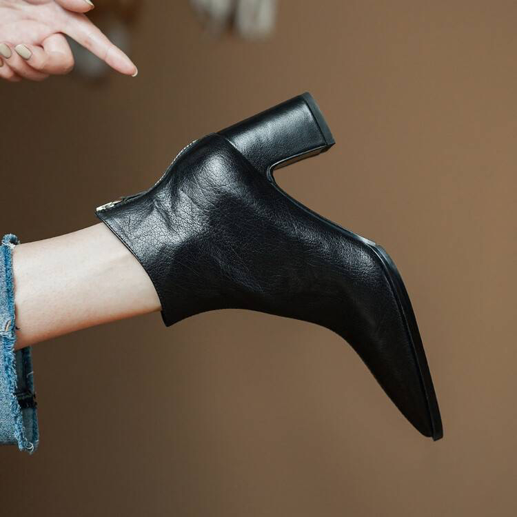 阿丽塔女鞋~7cm法式复古气质时装靴尖头粗跟短靴秋冬新款时装女靴