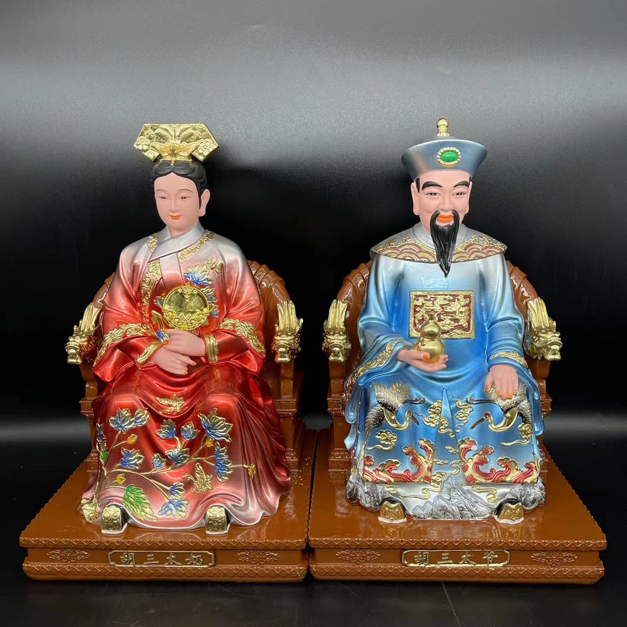 12寸树脂彩绘胡三爷爷奶奶家庭摆件