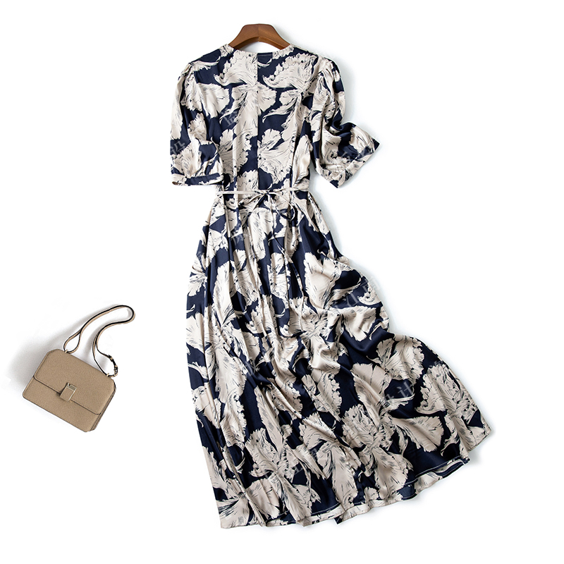 苏苏宠粉随机发高货连衣裙一件