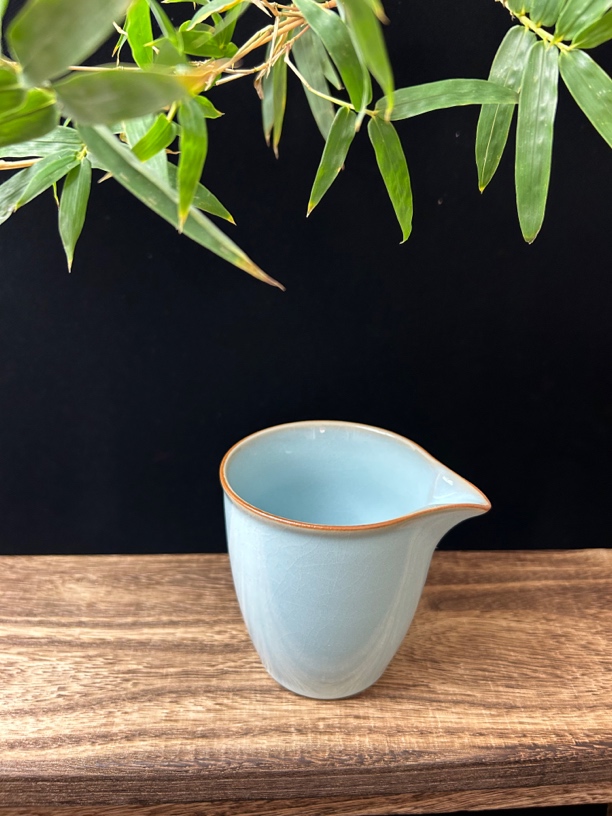 缘润·原矿天青釉铜口公道杯陶瓷茶具