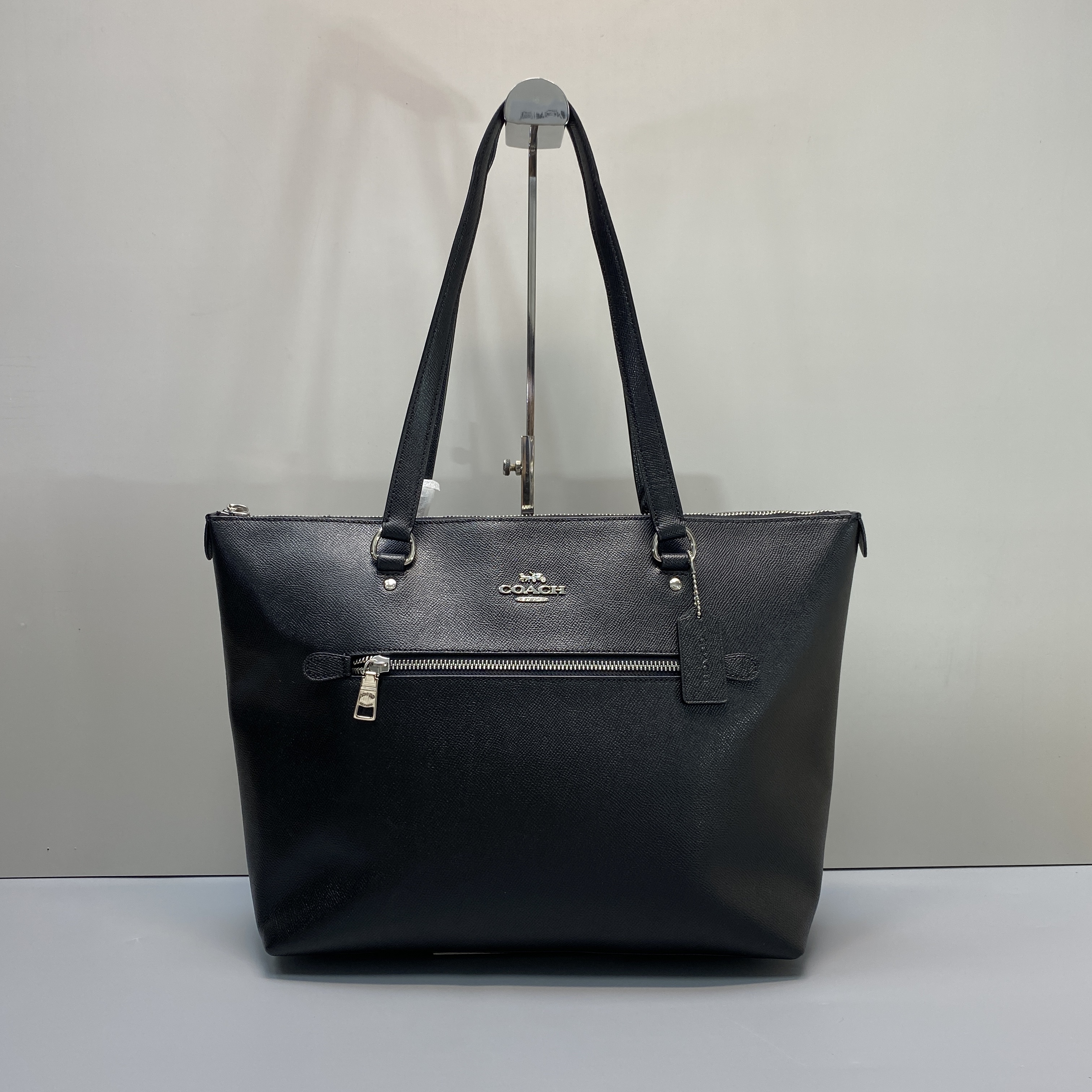 99新 COACH/蔻驰 黑色大号托特包 32*29*14cmD090111