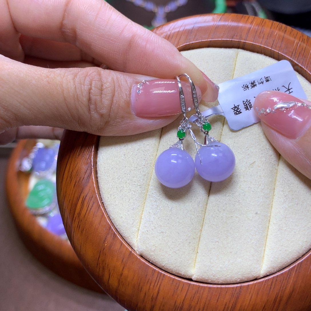 【闪购商品】翡翠颈饰18K金镶嵌翡翠