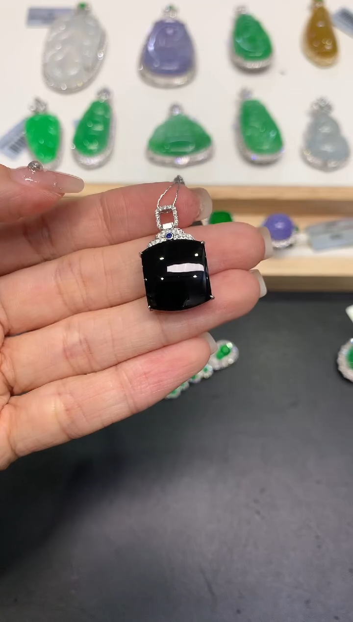 【闪购商品】翡翠颈饰未镶嵌68团购