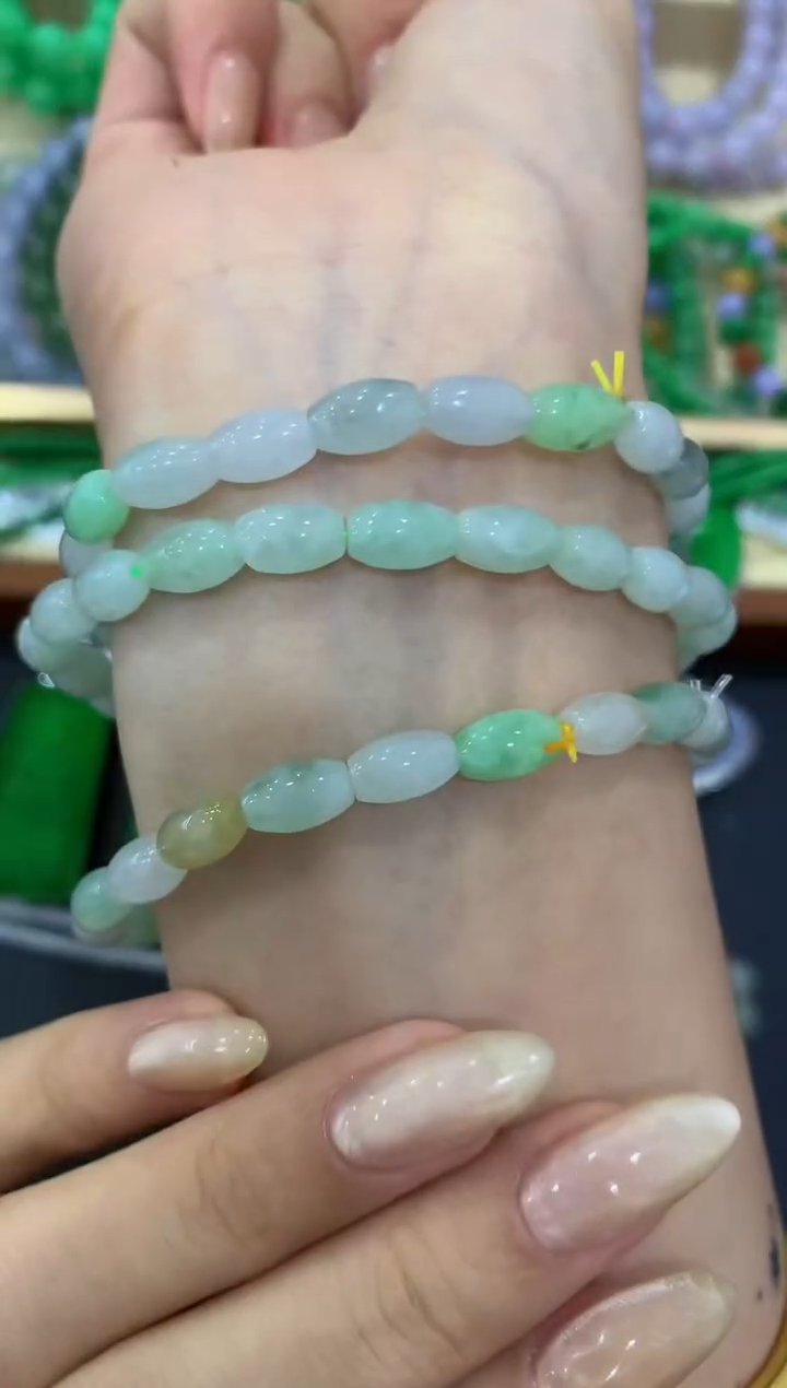 【闪购商品】翡翠手串未镶嵌4多人多样性随机发货1件