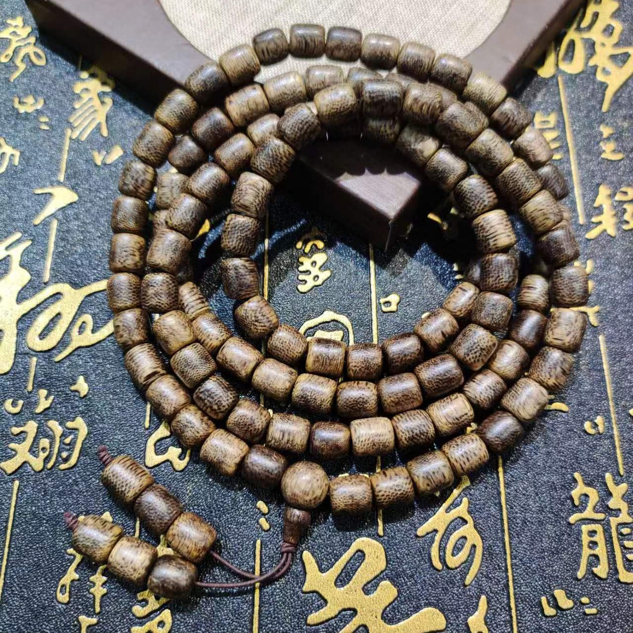 【香港盛世珠宝】M971-8mm天然越南芽庄奇楠沉香多圈手串-送礼佳品