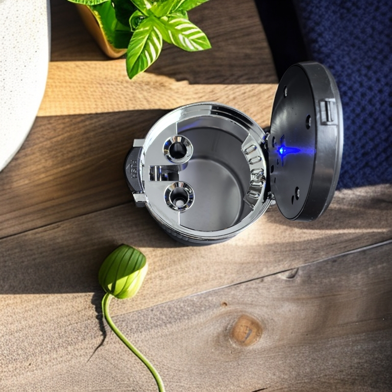 粉丝福利车载烟灰缸（颜色随机）