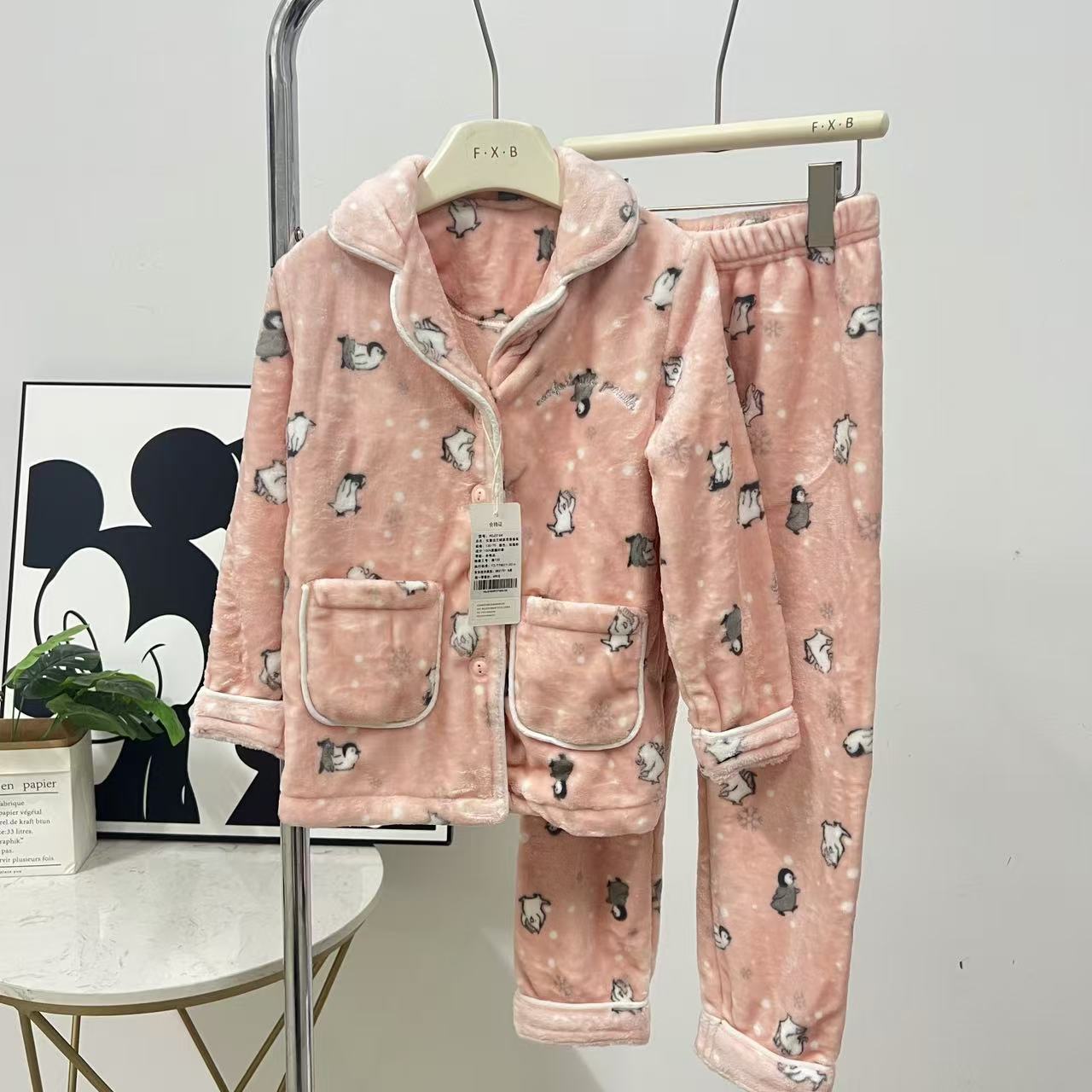橙31644柔软舒适，女童秋冬企鹅法兰绒家居服套装