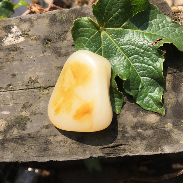 和田玉黄皮无修挂件 28.9克 t289s423514eel