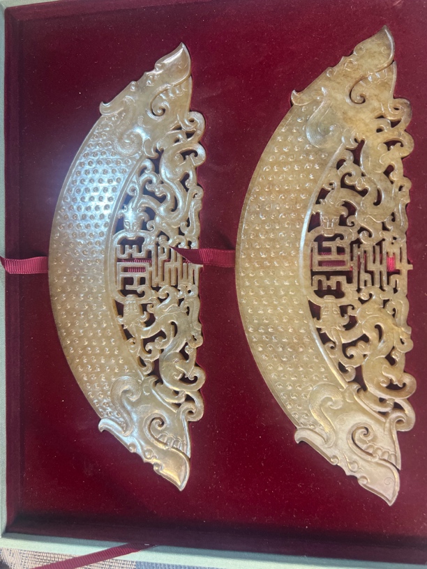 玉璜战汉和田玉玉壁