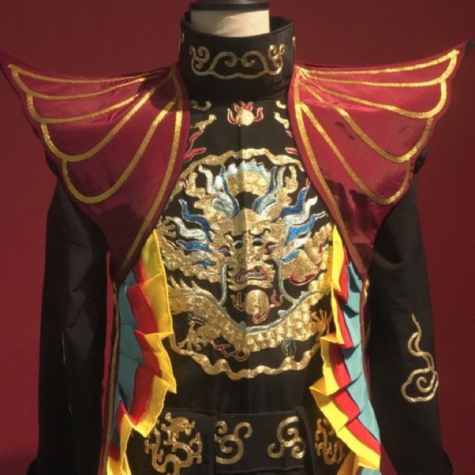 郑州变脸服装设计 盘龙盘金 刺绣 变脸服装道具中国风