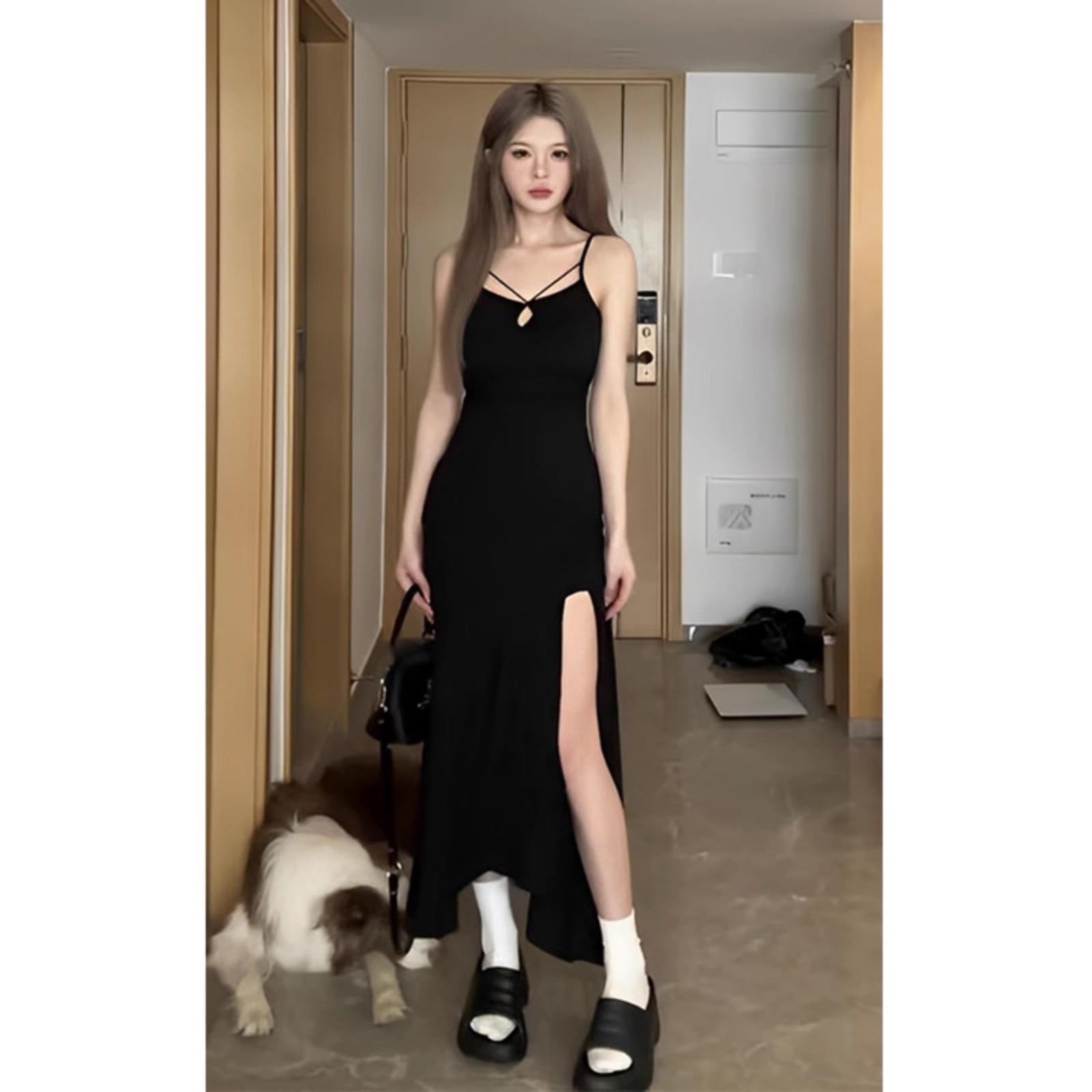 黑色吊带洋装女夏季显瘦气质纯欲性感辣妹不露背连衣裙辣妹连衣裙