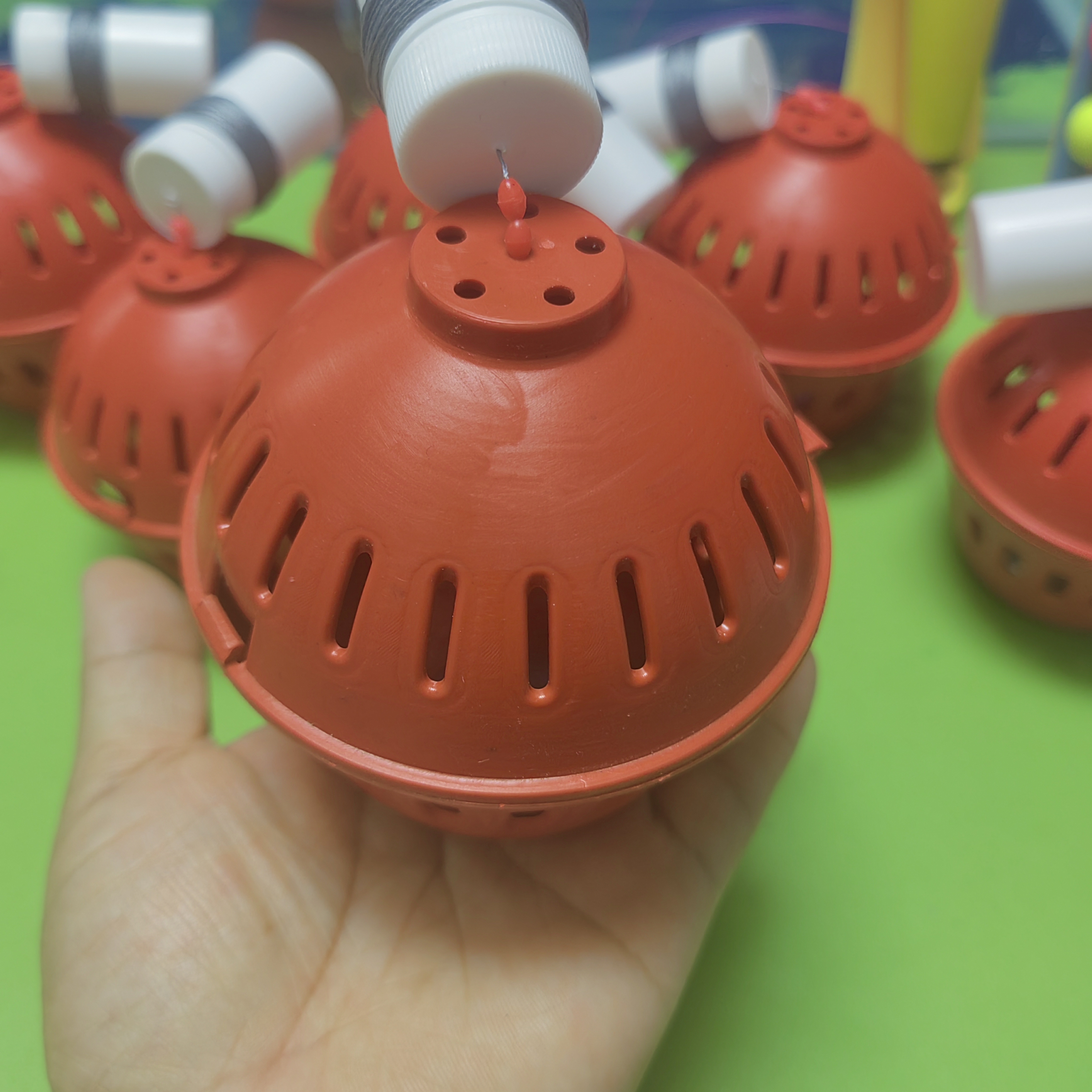 定位沉底隔夜打窝器