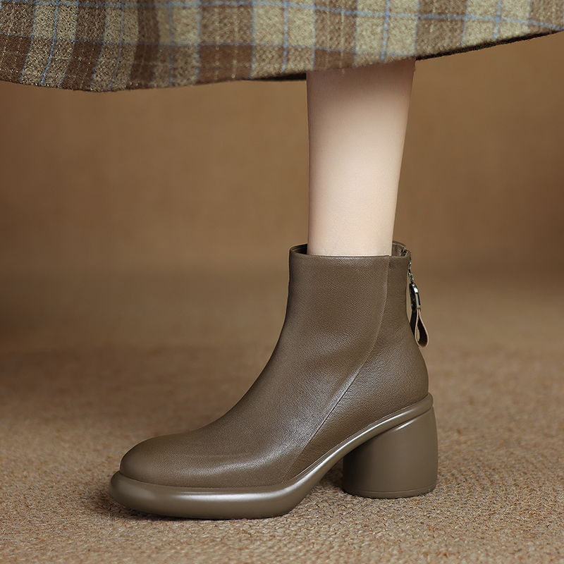 6.5公分软底厚底短靴女2024新款秋冬粗跟高跟裸靴侧拉链卡其色