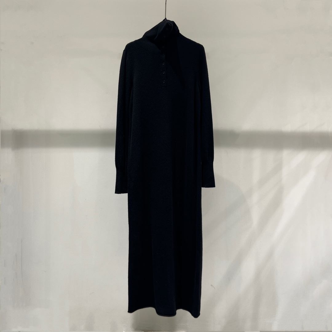 秋冬季艾家同款高领扣子长款毛衣连衣裙9863