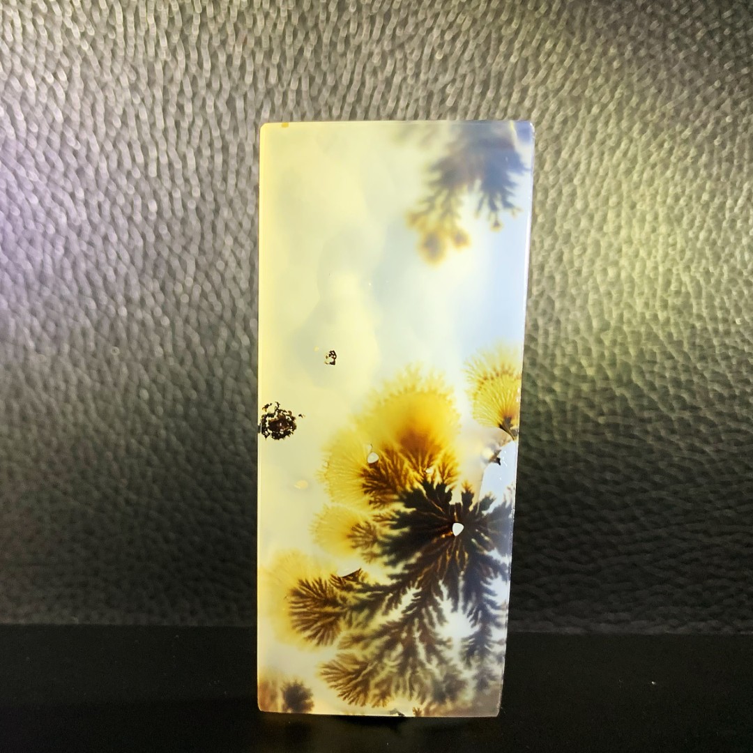 精品海洋玉髓--富贵花开 意境摆件 可做吊坠 尺寸58.7*24.8*7.4