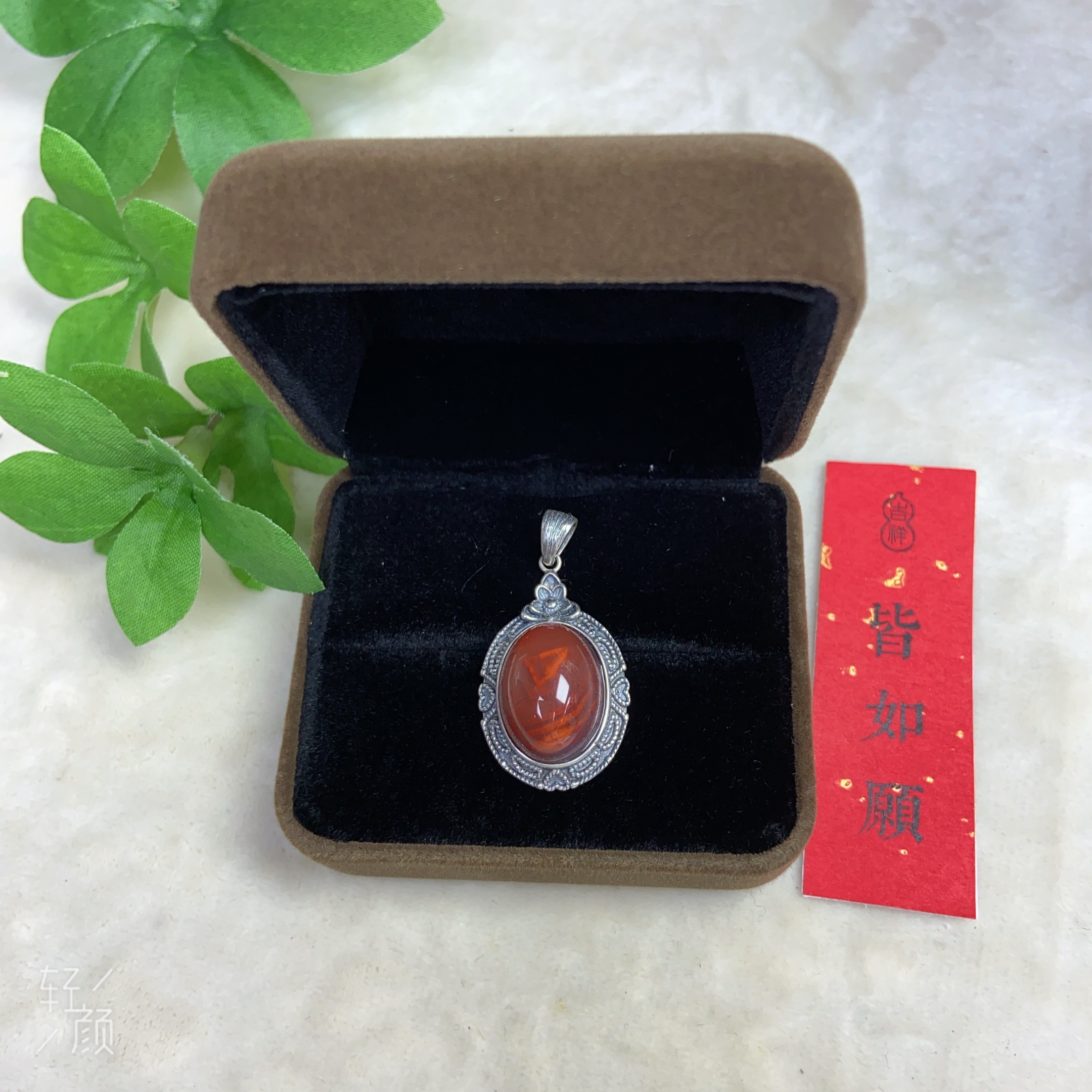 吊坠925银合成锆石 925银复古红色吊坠 手工款 时尚轻奢款