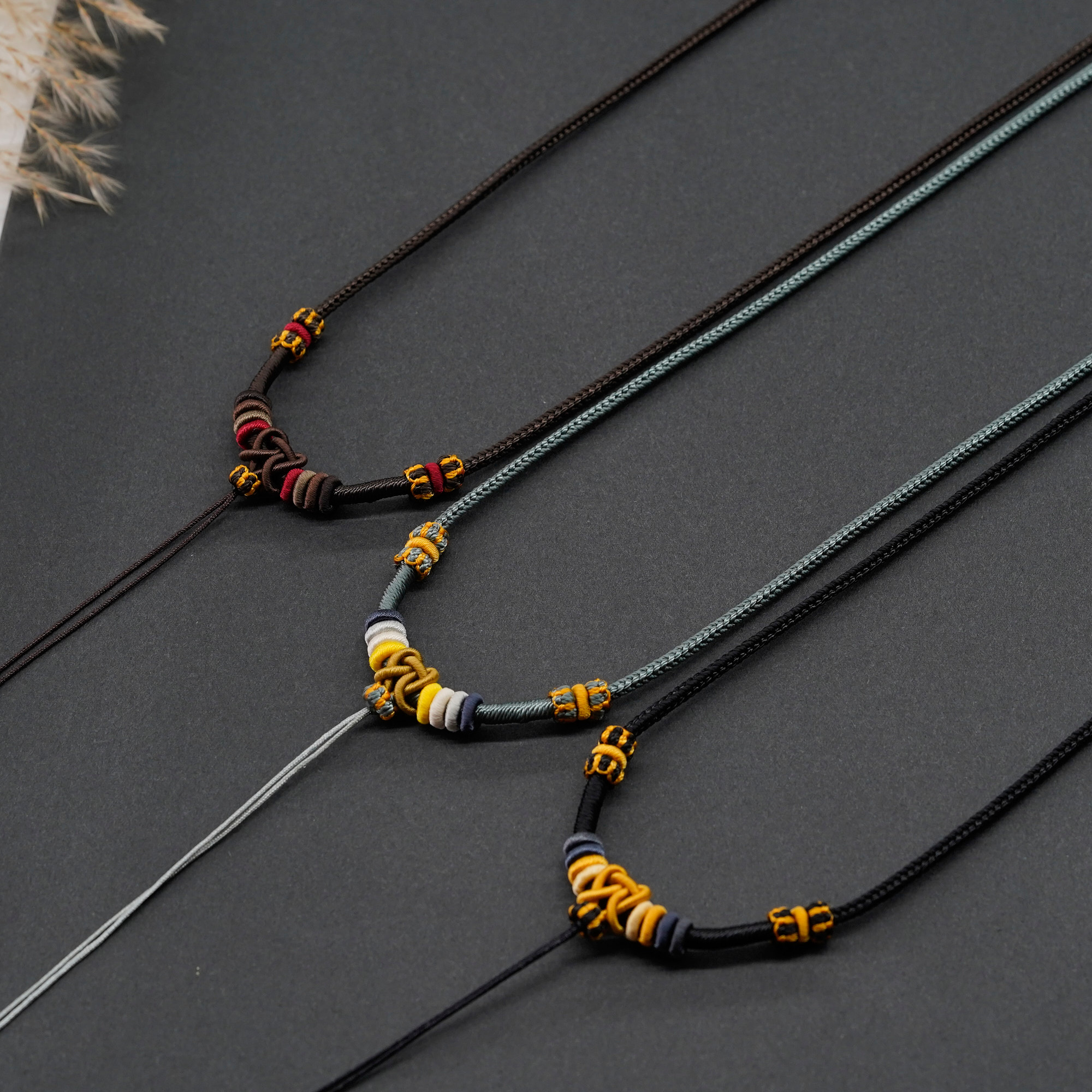 全手工编织并蒂莲花同心结吊坠项链挂绳