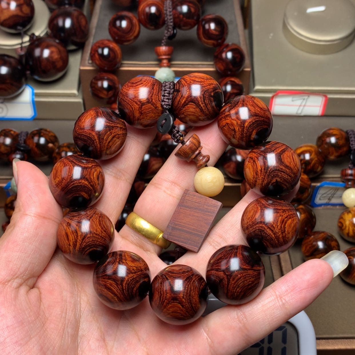 【闪购商品】雕刻木材加**哥