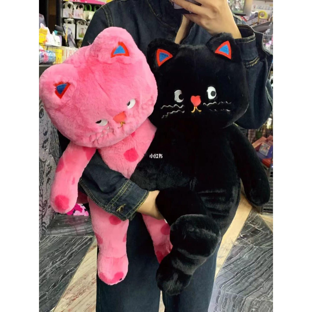 小红书同款可爱波点猫咪抱枕靠垫抱睡猫公仔毛绒玩偶娃娃靠枕垫子