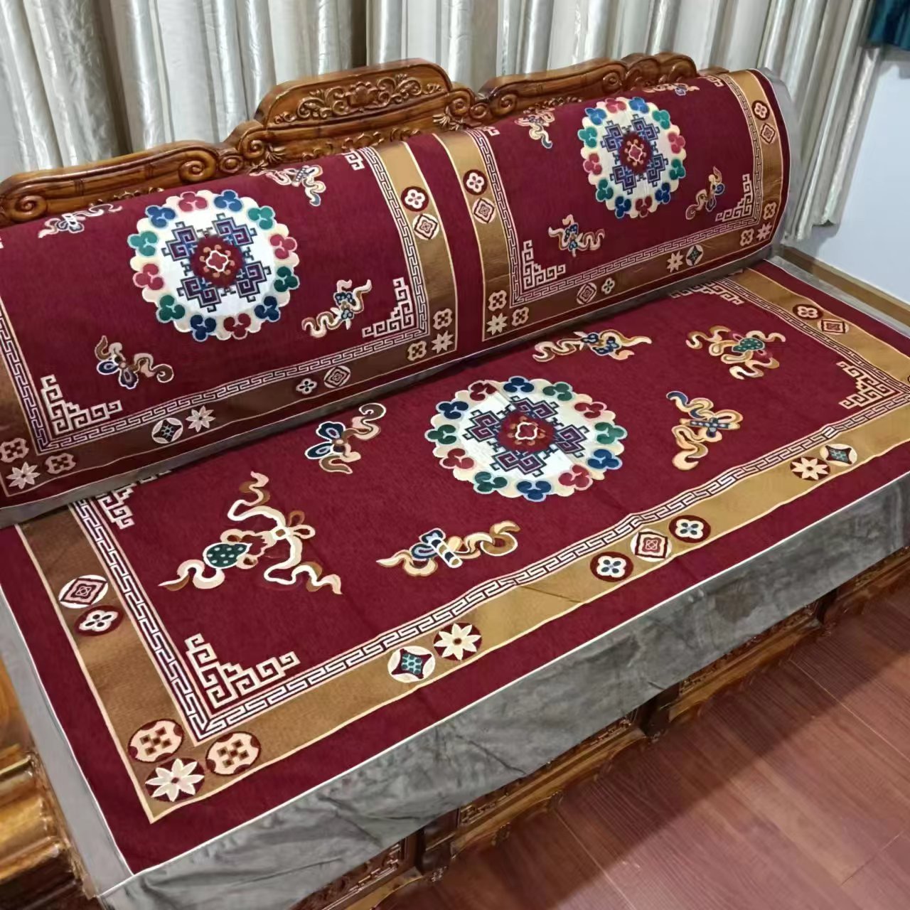 新款藏式防滑床垫沙发垫，西藏全区包邮。