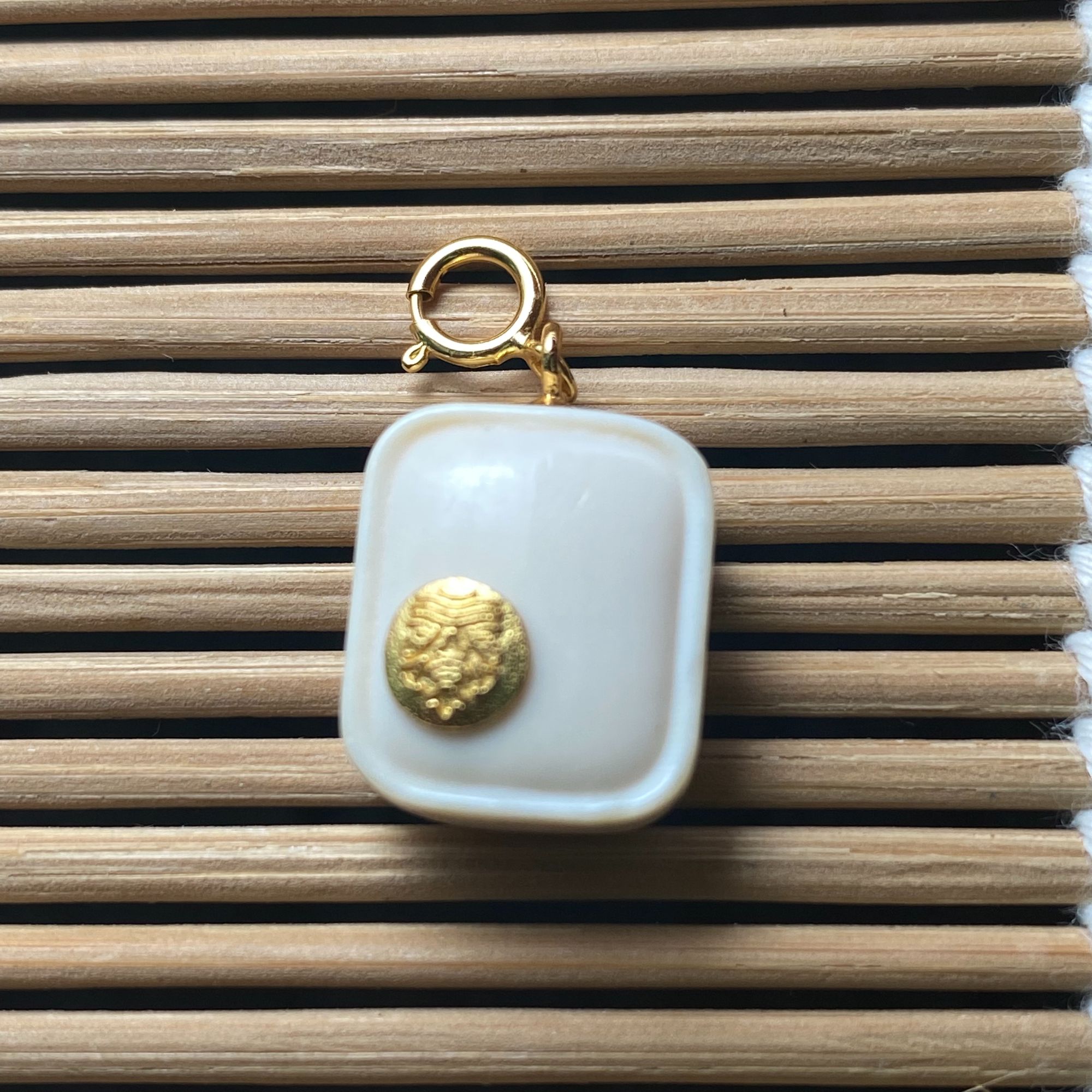 扎吉拉姆猛犸牙饰品无事牌吊坠