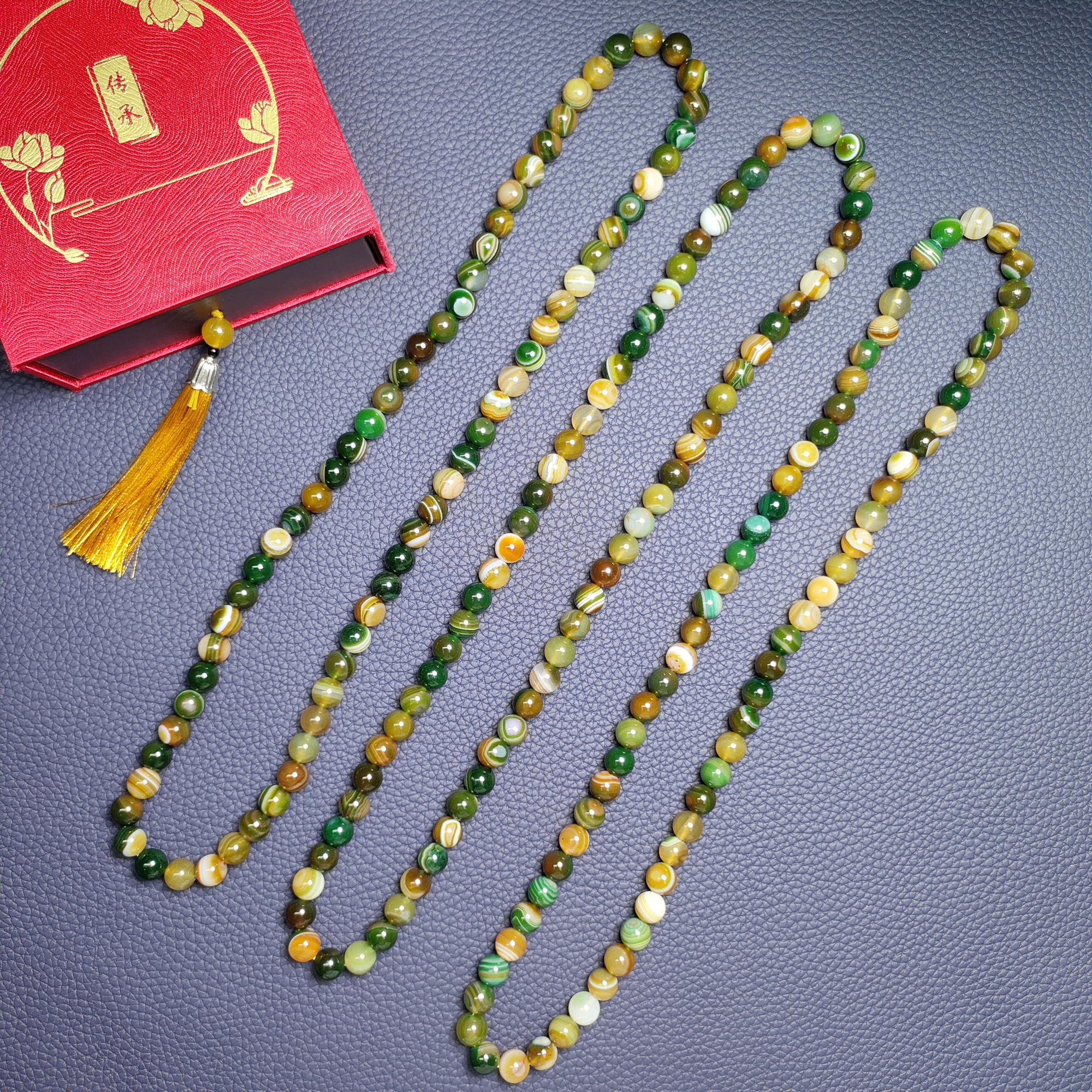 YX115【多福来】凌炎绿草玉 68卡10妈妈链 多样性发其一玛瑙