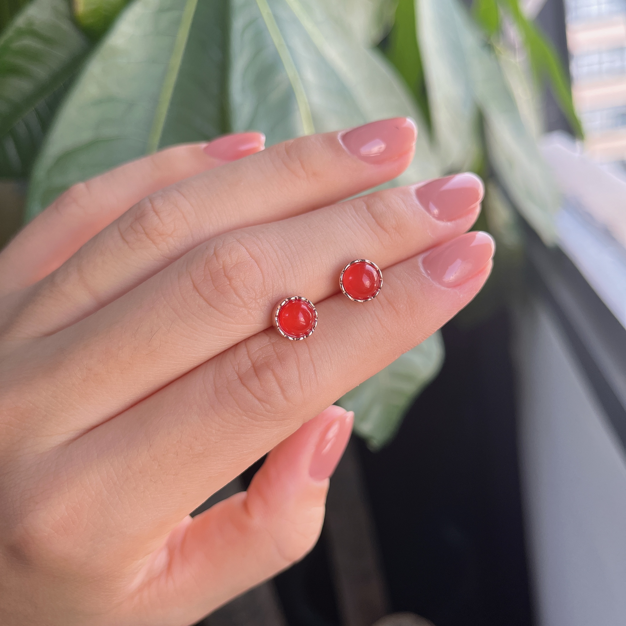 【珠宝兄弟 兄弟专享】约6mm南红蛋面圆形耳钉S925银 多样性发货