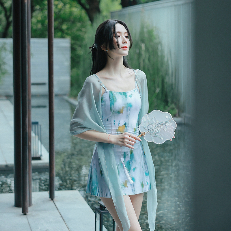 美亦舒青花旗袍泡温泉度假长袖显瘦气质中国风泳衣女古风高端系列