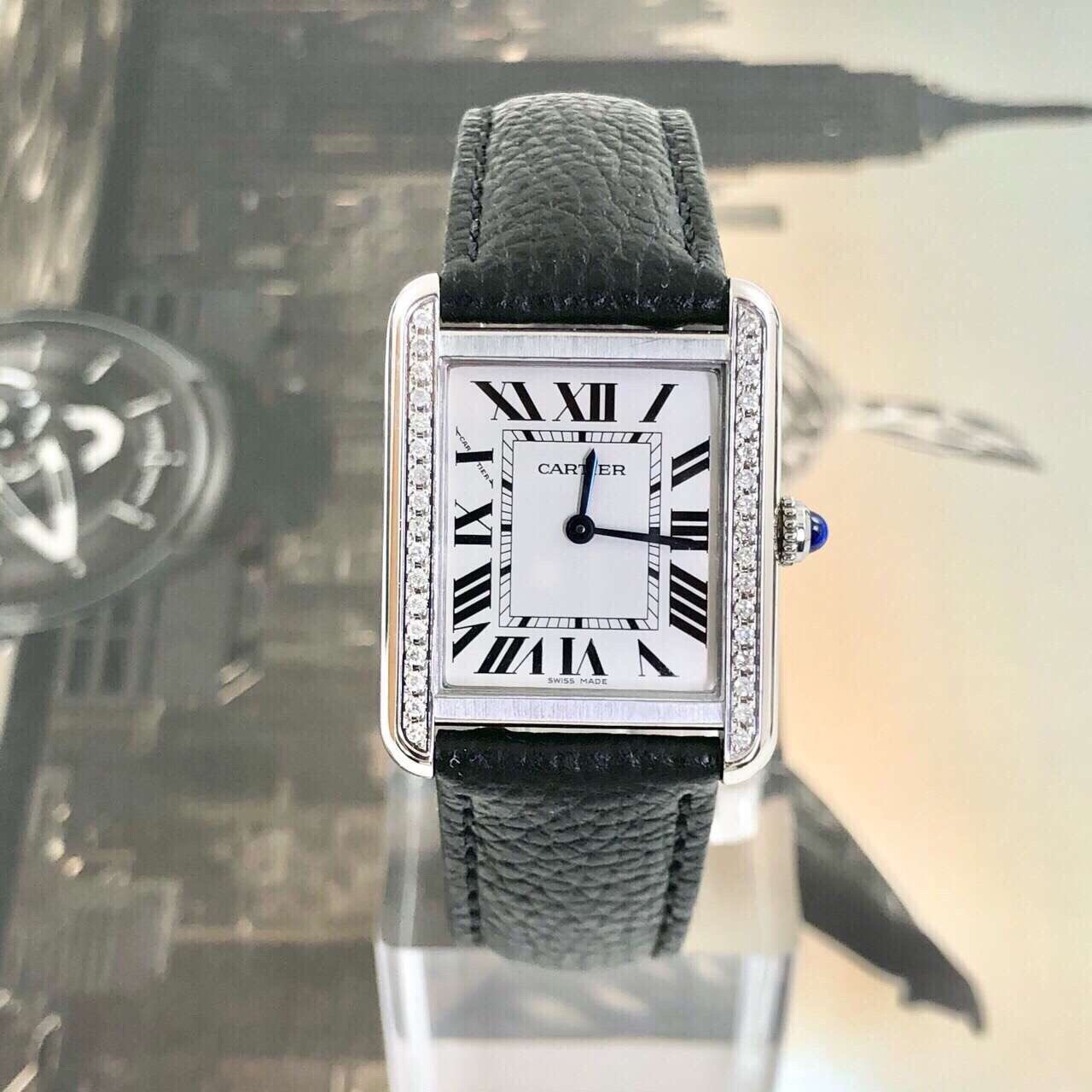 99新 Cartier/卡地亚  单表 31x24坦克 后钻 坦克 WSTA0030 