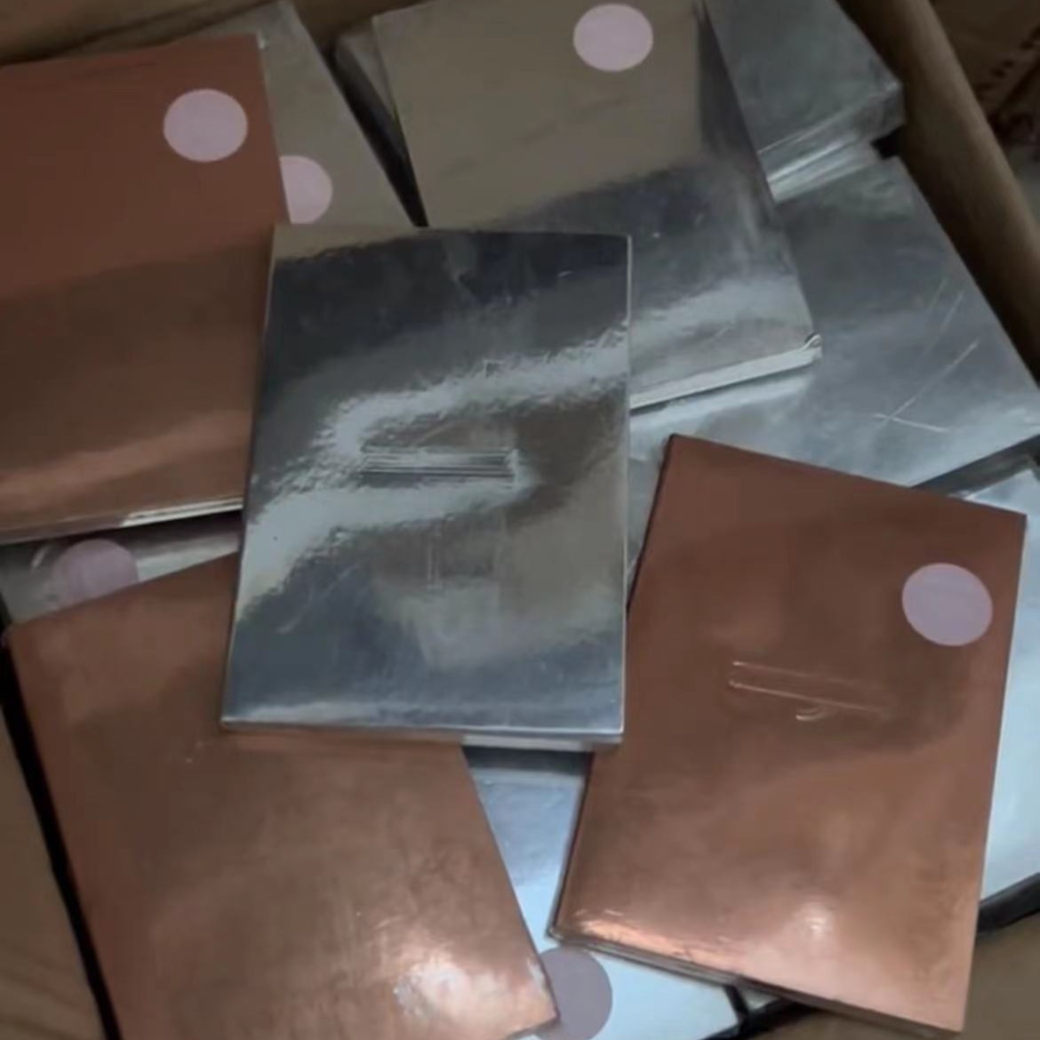 4月1号一7号 发5本！亮面写字本 纯色本子