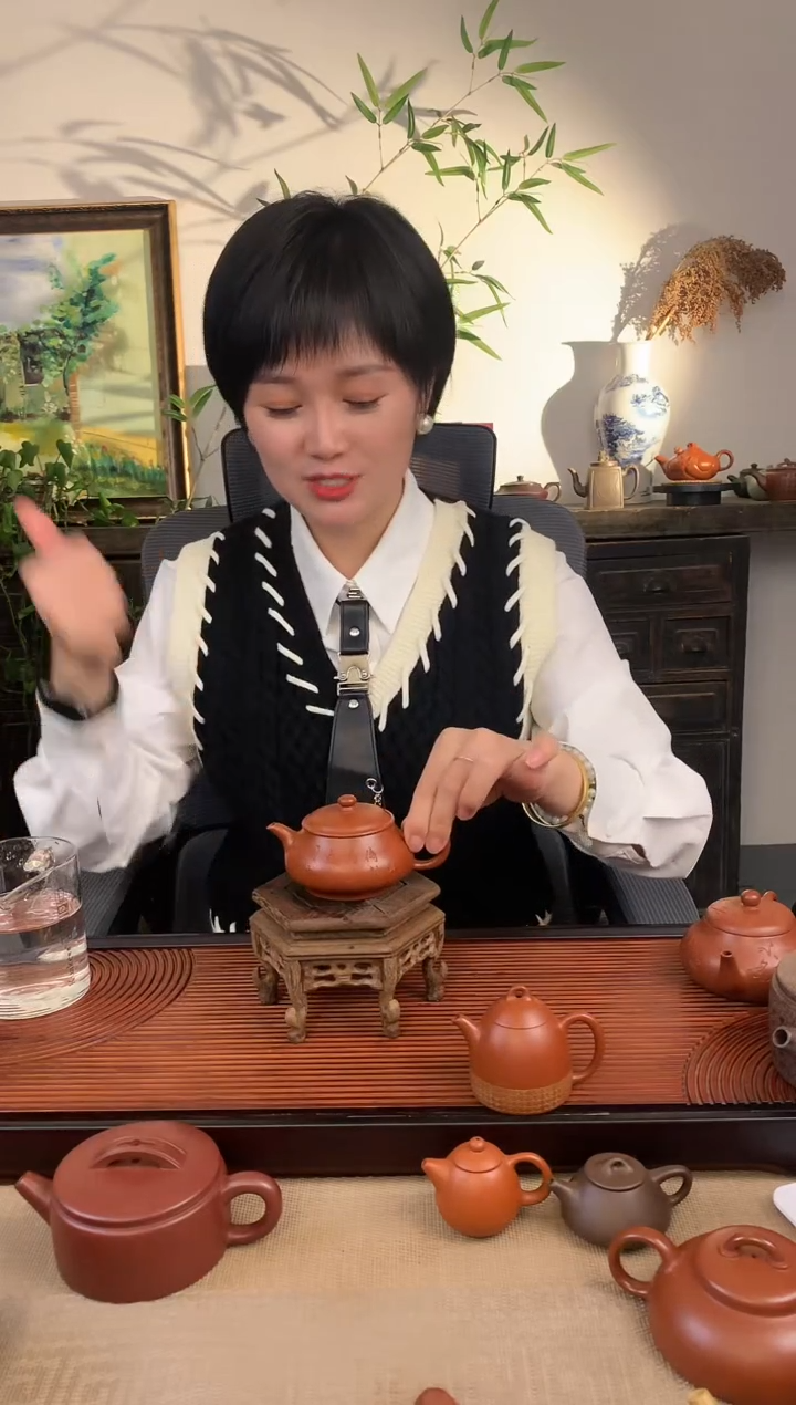 【闪购商品】紫砂茶壶赵庄朱泥刻字明炉（爽）