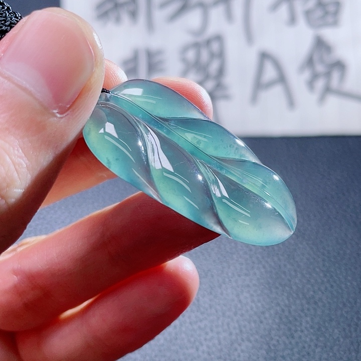 翡翠颈饰未镶嵌999999999