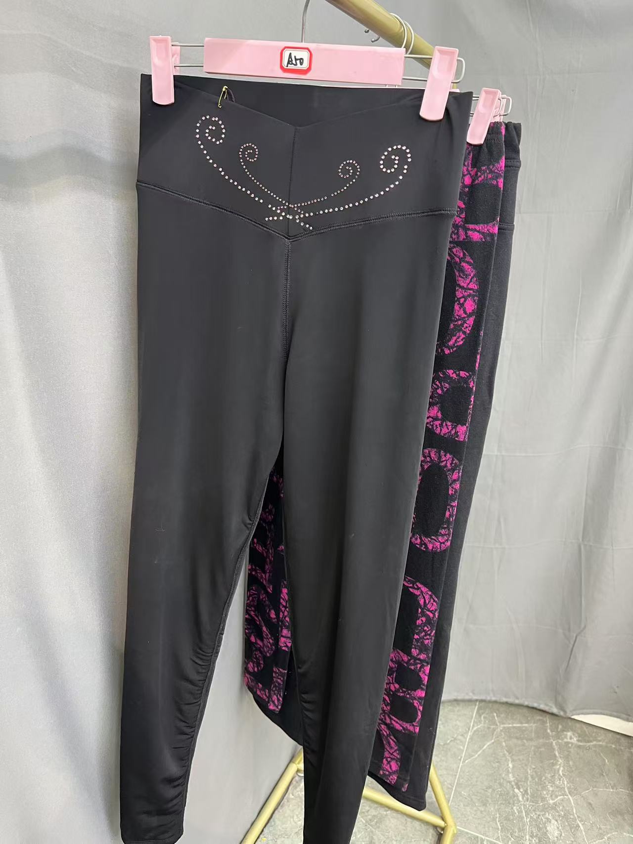 A49-1女士秋冬季外穿内搭打底裤保暖裤款式混发不指定