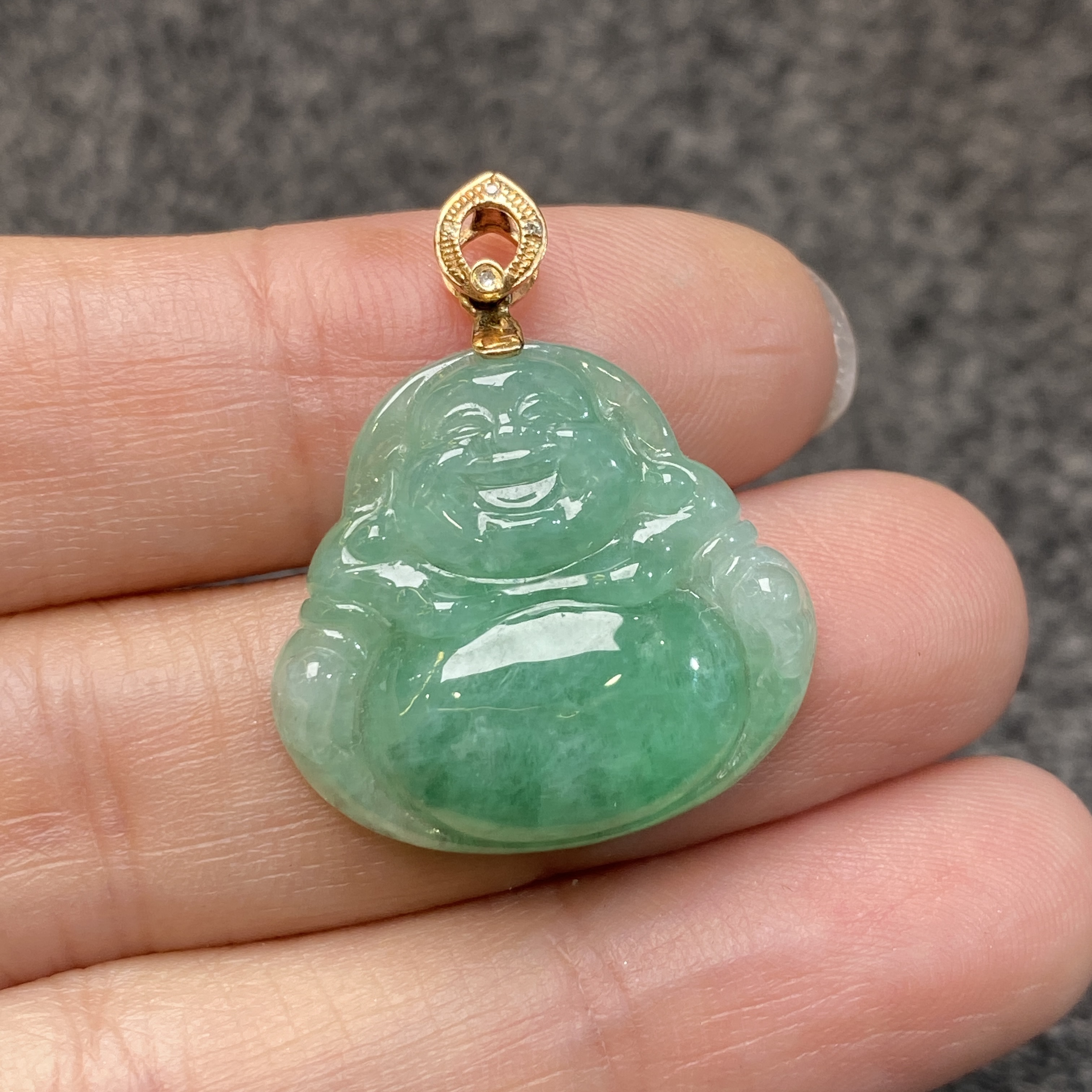 18k镶钻糯冰佛公 种老色好 上身大气