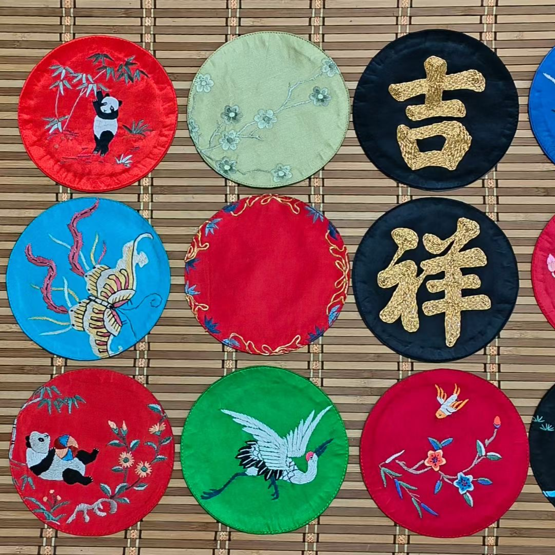 创汇老绣圆片 图案丰富 直播间选购 苗族刺绣 看直播下单