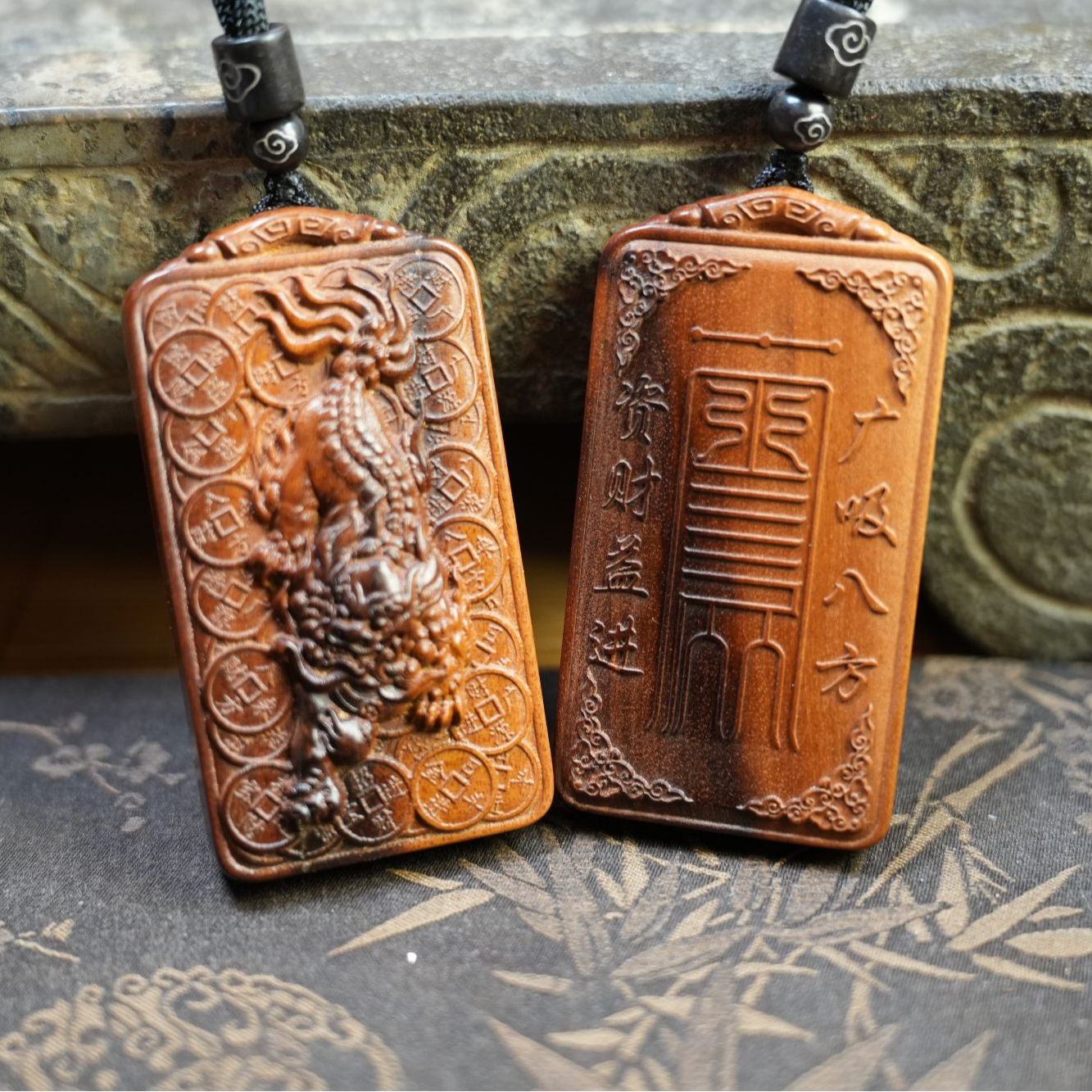 瑞兽貔貅 纯天然原生态雷击枣木吊坠