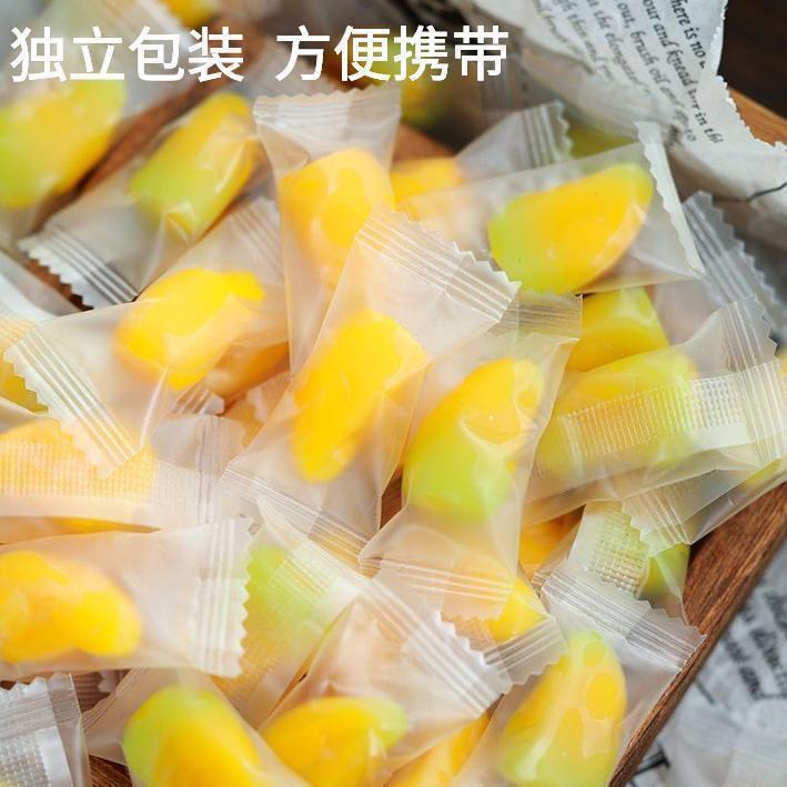 过年零食网红剥皮软糖散装混合高颜值夹心QQ糖扒皮芒果汁橡皮糖批