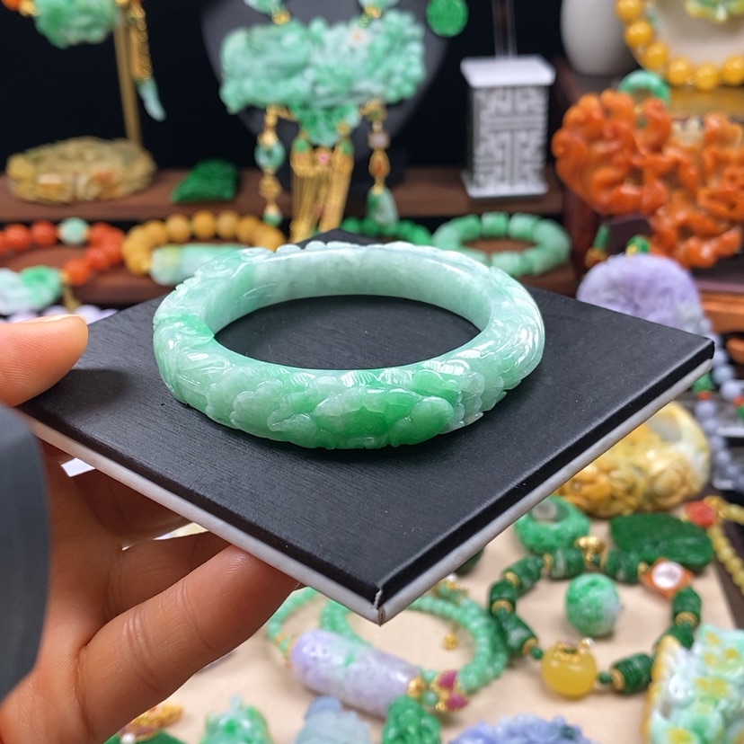 【闪购商品】翡翠手镯54圈口未镶嵌