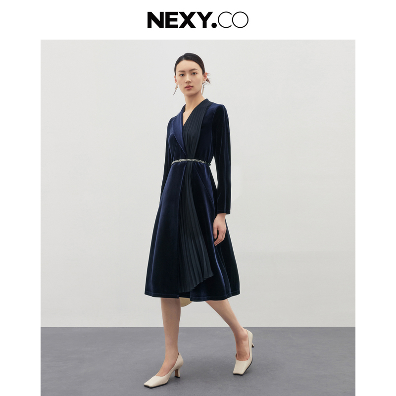 NEXY.CO/奈蔻连衣裙轻奢连衣裙优雅设计师时尚通勤XF04463P7