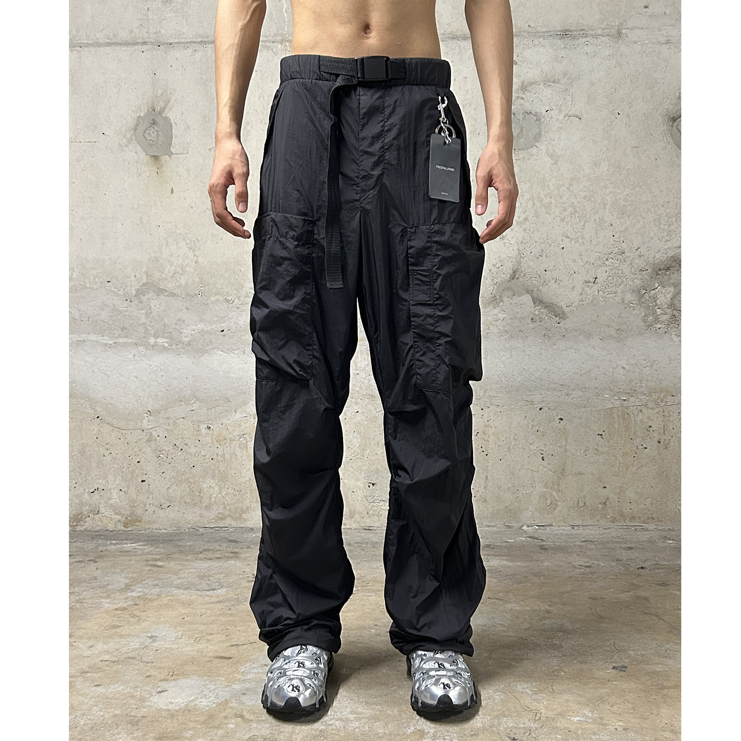 Free fall park24新款多口袋超轻薄柔软面料阔褶皱腿伞兵裤男女