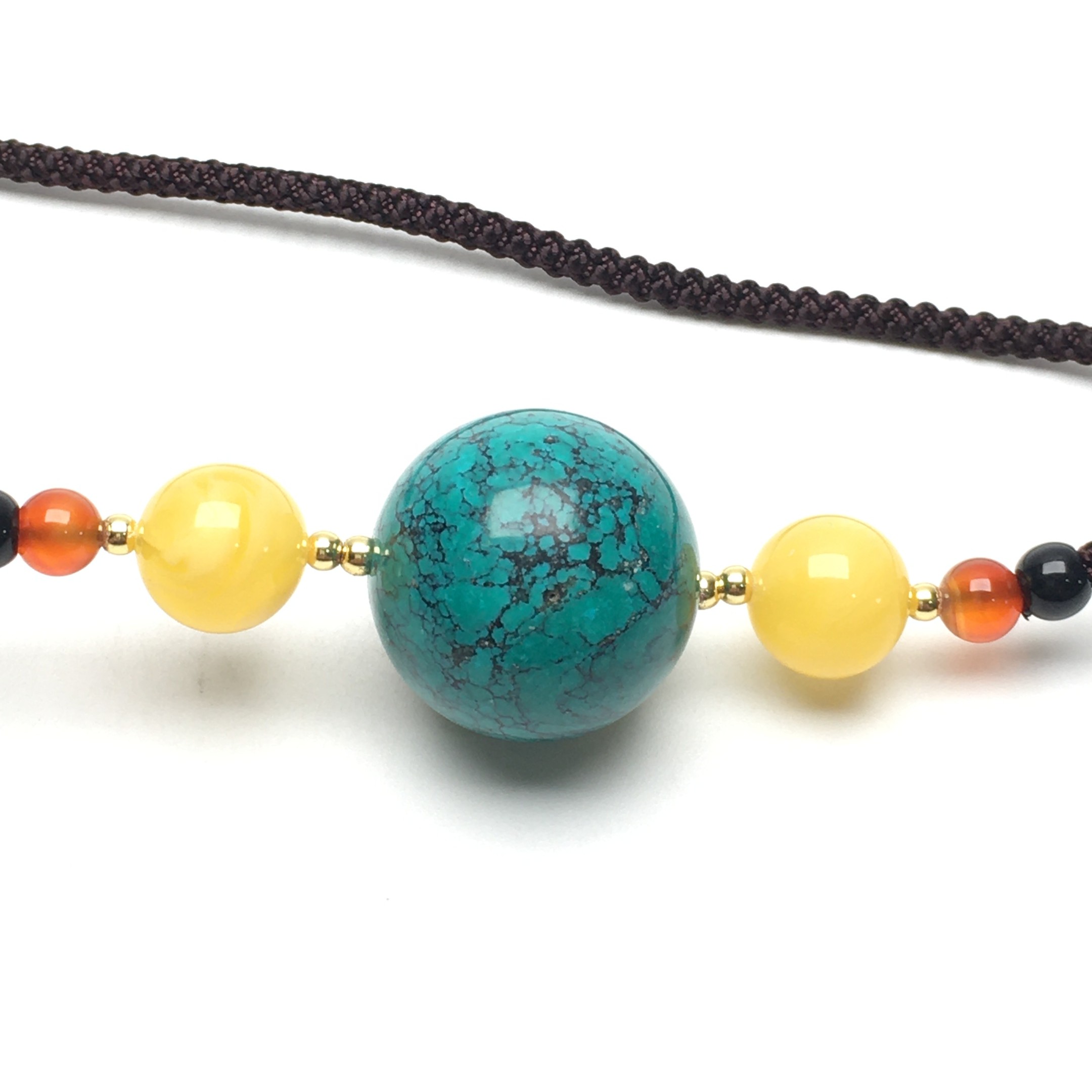 G111号拍品湖北松高瓷绿圆珠  （尺寸23.7  克重22.2）