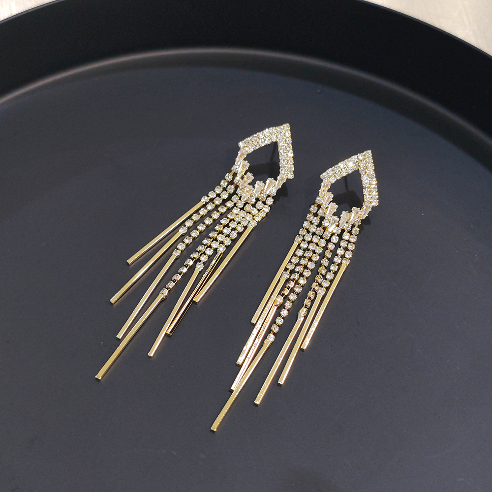 铜合金耳饰 气质轻奢时尚百搭复古小众欧美长款PT0315