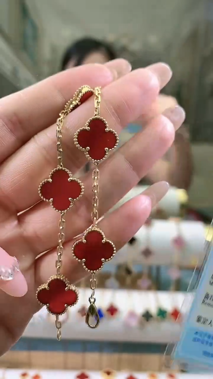 【闪购商品】玛瑙手链18K金镶嵌K黄