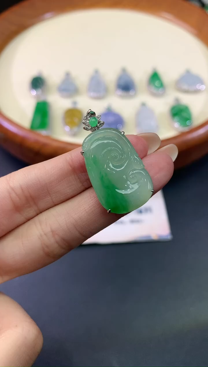 【闪购商品】翡翠吊坠|18K金镶嵌|4980